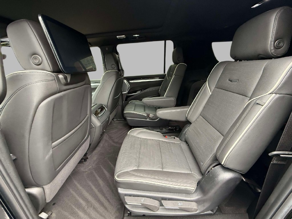 Certified 2025 Cadillac Escalade ESV Sport w/ Touring Package AWD/4WD image 20