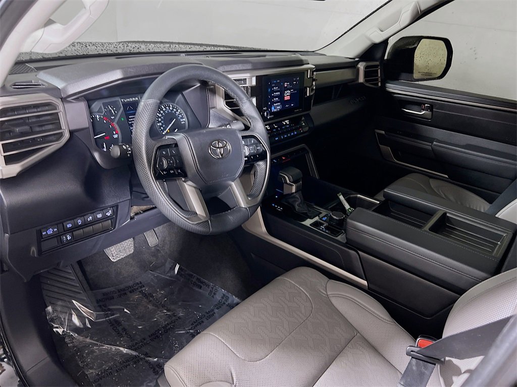 Used 2024 Toyota Tundra SR5 image 10