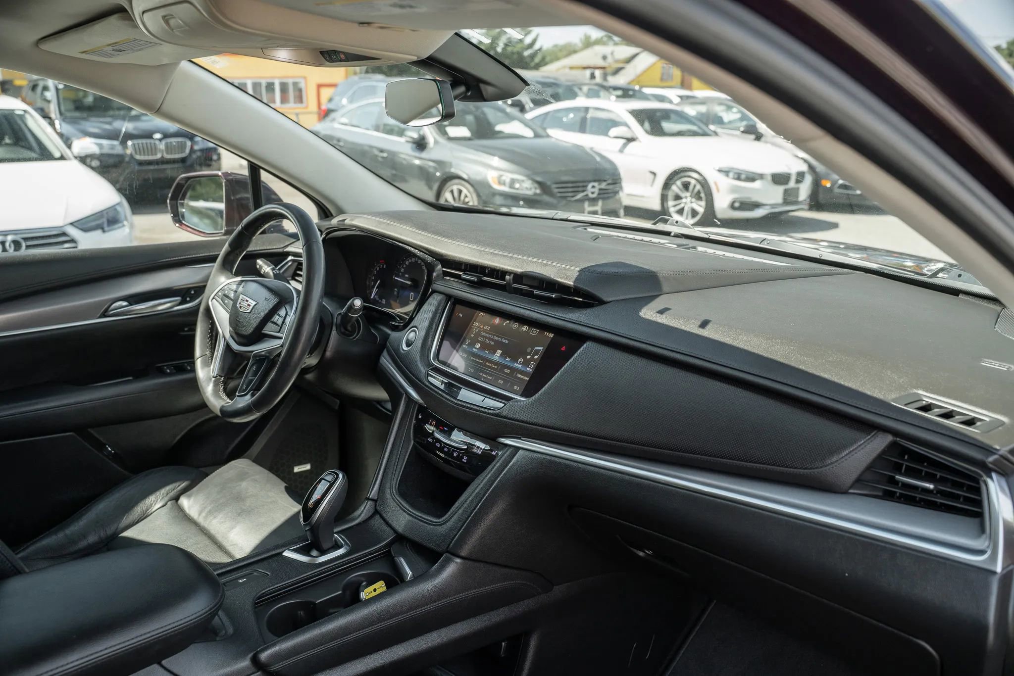 Used 2017 Cadillac XT5 Luxury image 14