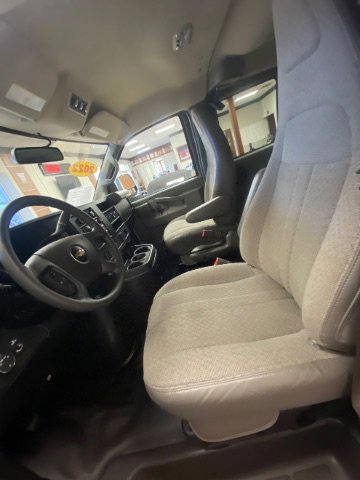 Used 2022 Chevrolet Express 3500 LS RWD image 19