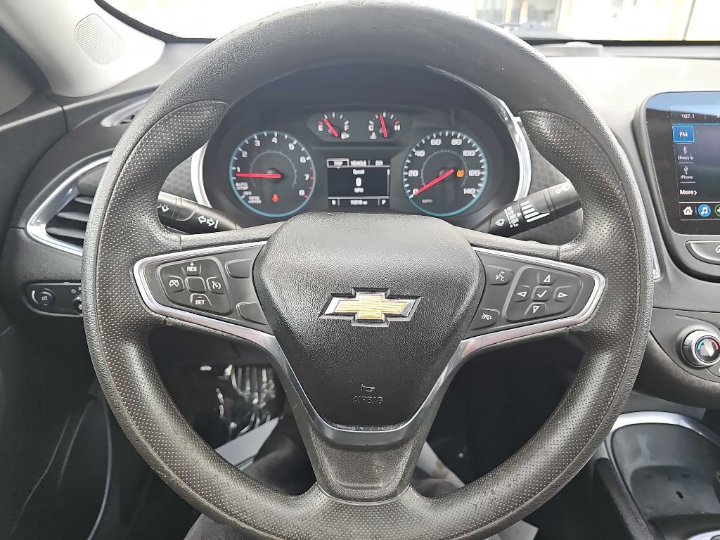 Used 2019 Chevrolet Malibu LT FWD image 28