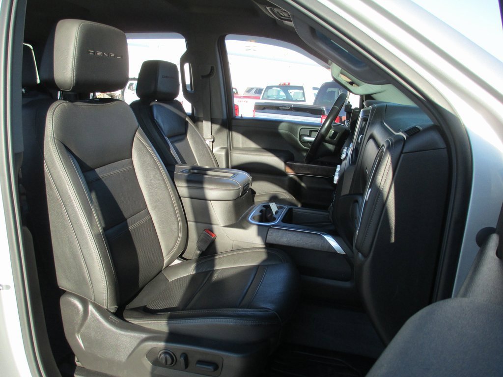 Used 2022 GMC Sierra 3500 Denali image 21
