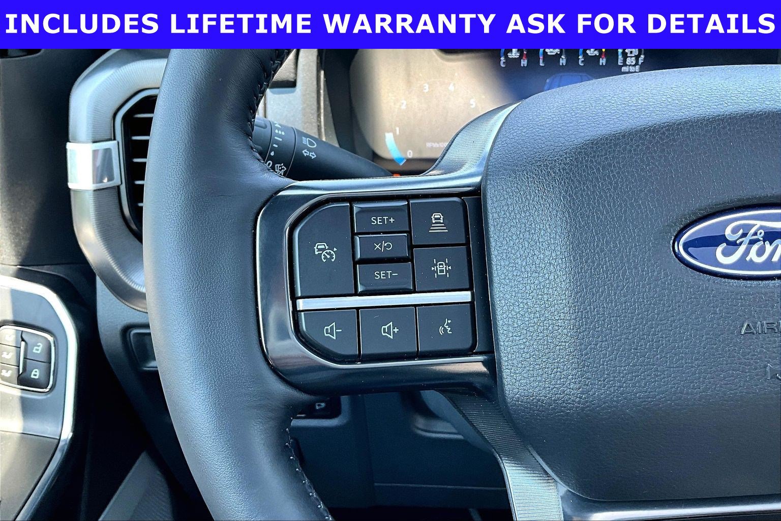 Used 2025 Ford F150 Platinum w/ Equipment Group 702A High AWD/4WD image 15