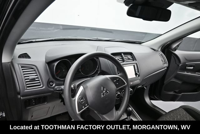 Used 2025 Mitsubishi Outlander Sport ES AWD/4WD image 13