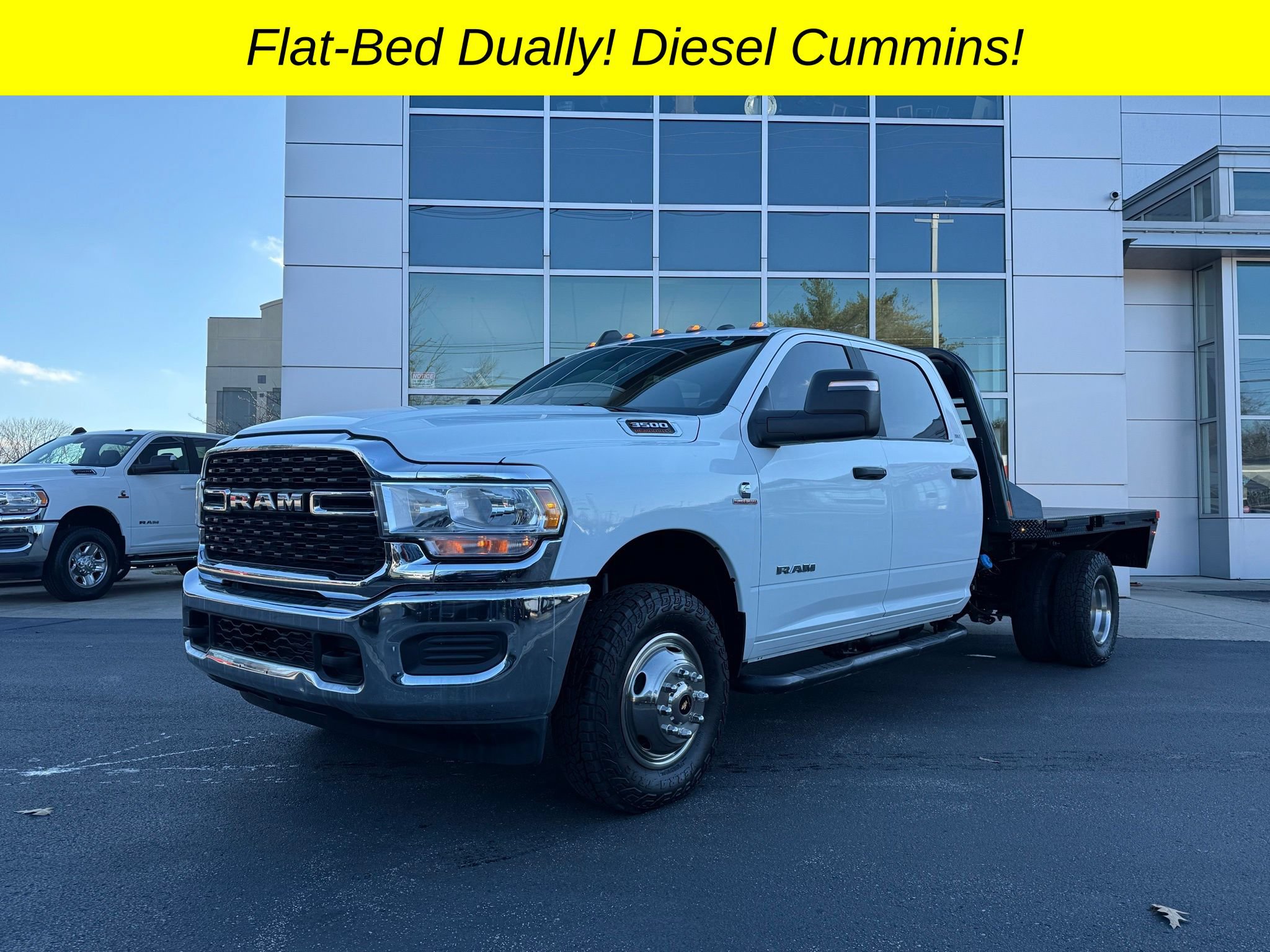 Used 2024 RAM 3500 SLT w/ Quick Order Package 2YG SLT AWD/4WD image 1