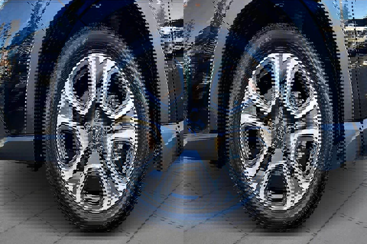 Used 2023 Subaru Ascent Touring image 11