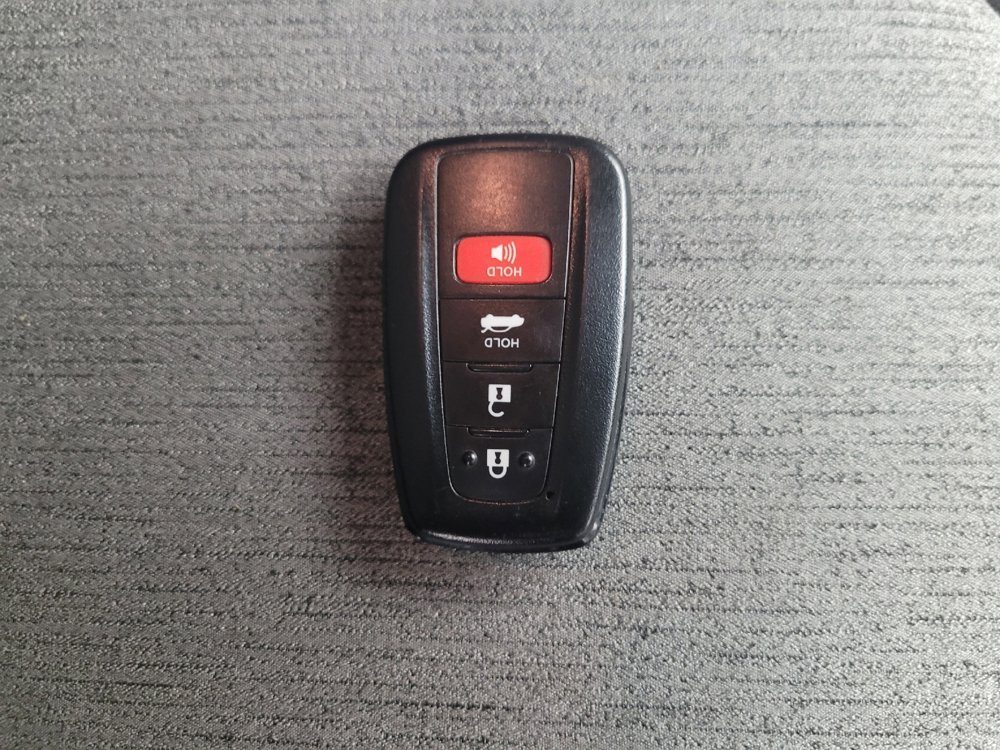 Used 2020 Toyota Camry LE w/ Fleet Convenience Package image 32