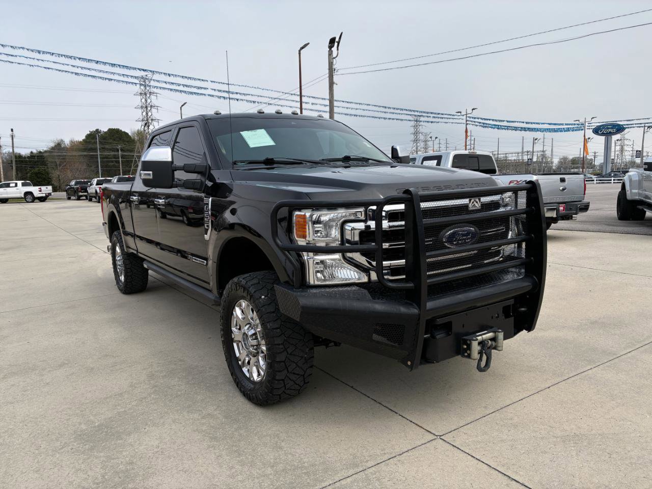 Used 2020 Ford F250 Lariat w/ Lariat Ultimate Package AWD/4WD image 4
