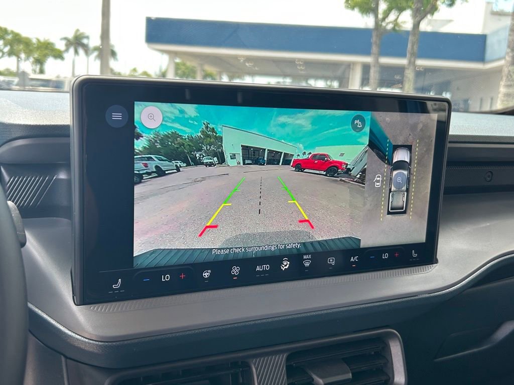 Used 2025 Ford Maverick Lariat w/ Black Appearance Package AWD/4WD image 13