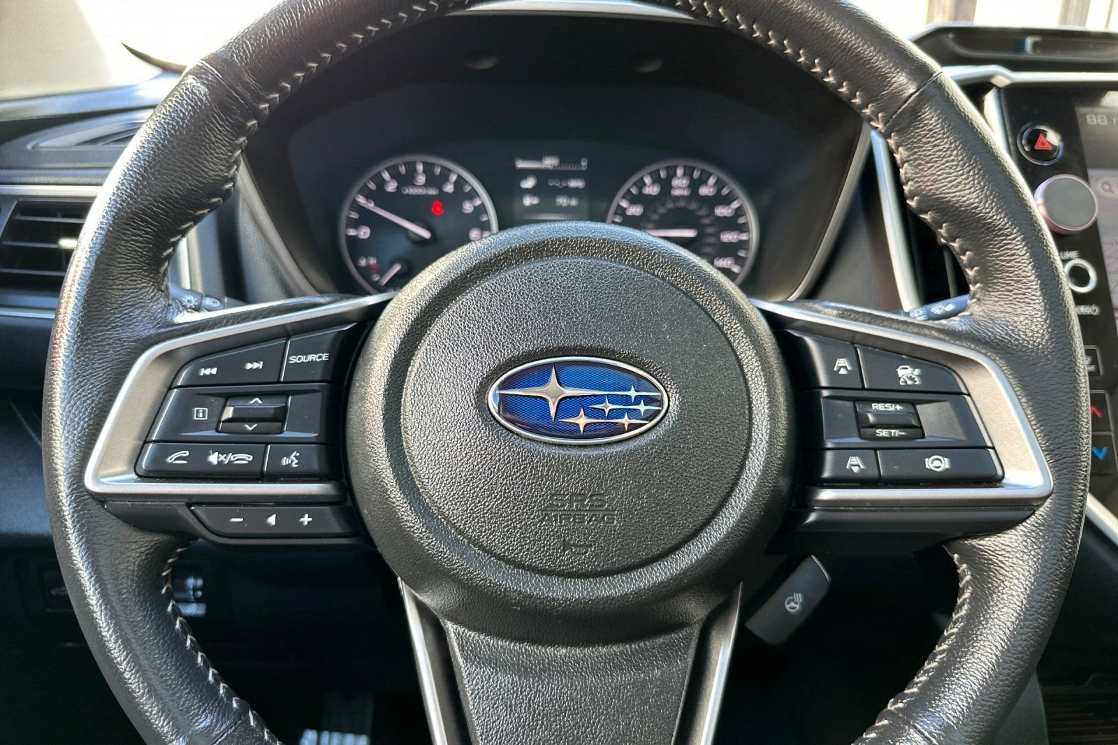 Used 2024 Subaru Ascent Limited w/ Technology Package image 26