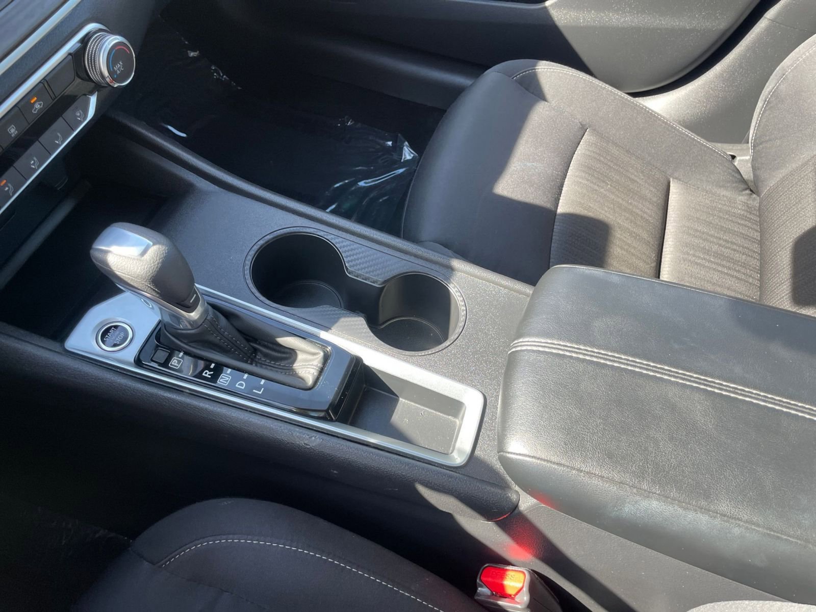 Used 2025 Nissan Altima 2.5 SV image 42