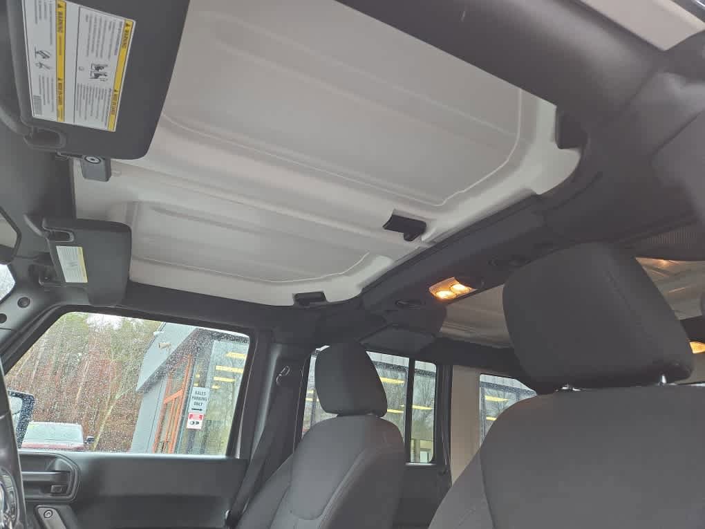 Used 2018 Jeep Wrangler Unlimited Sport S AWD/4WD image 12