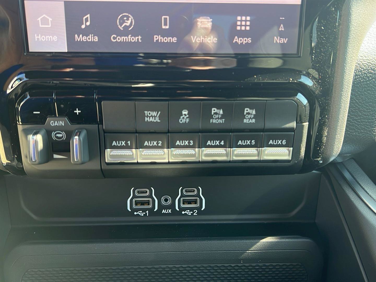 New 2026 RAM 2500 Big Horn RWD image 16