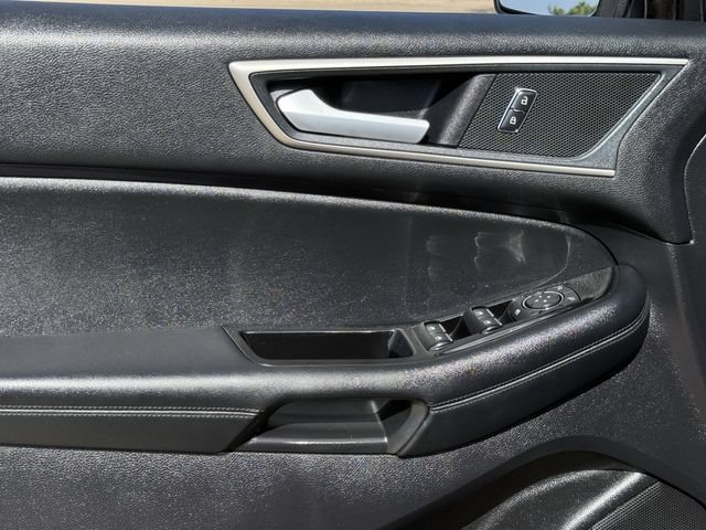 Used 2020 Ford Edge SEL w/ Convenience Package FWD image 27