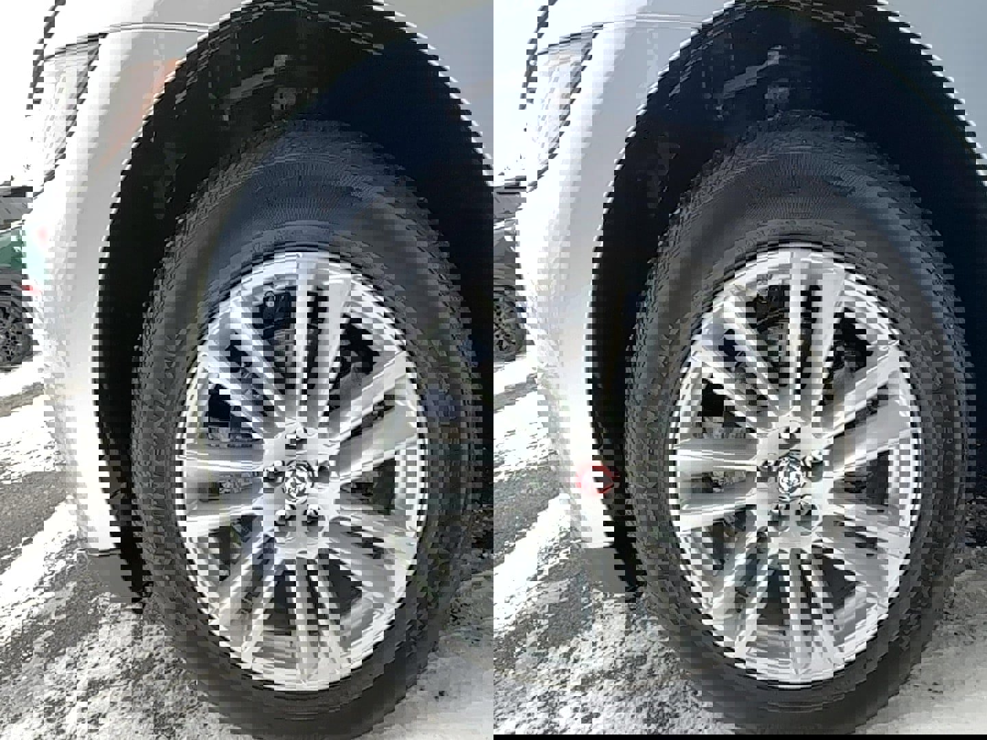 Used 2018 Jaguar F-PACE Prestige image 32