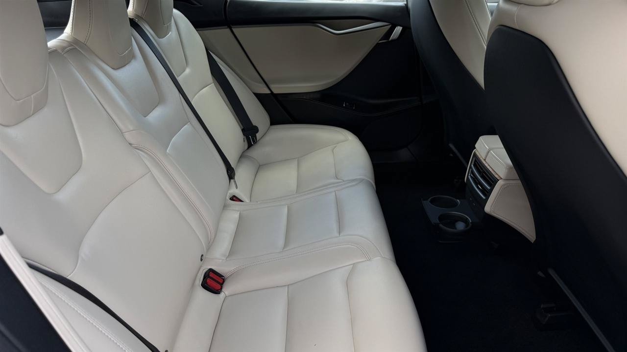 Used 2020 Tesla Model S Long Range AWD/4WD image 35