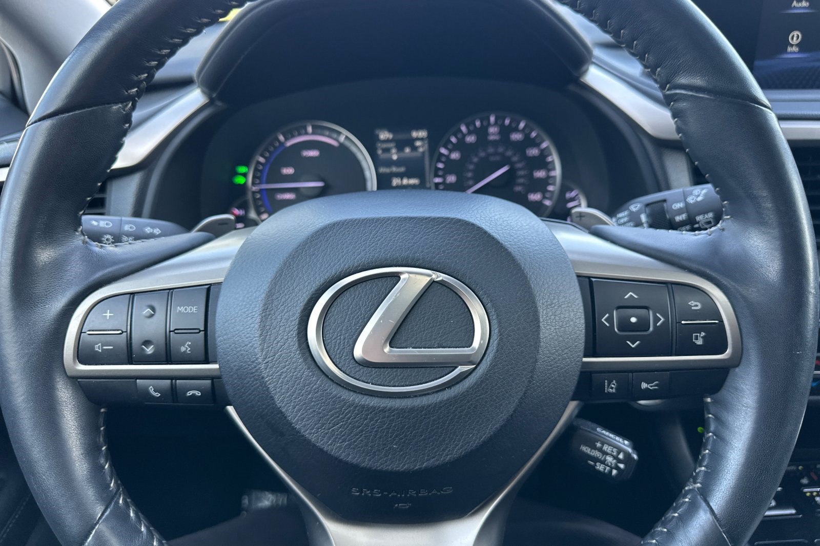 Certified 2022 Lexus RX 450h AWD w/ Premium Package image 10