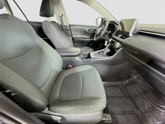 Certified 2025 Toyota RAV4 LE image 26