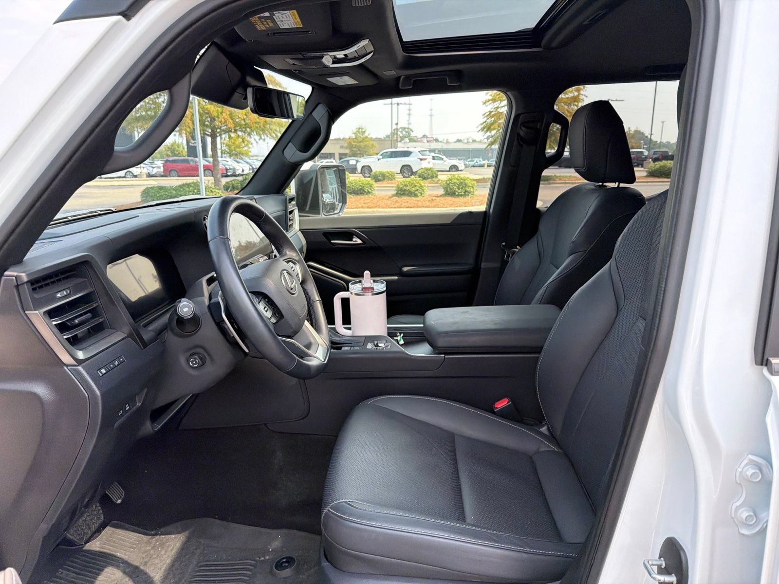 Used 2024 Lexus GX 550 w/ Cold Area Package AWD/4WD image 11