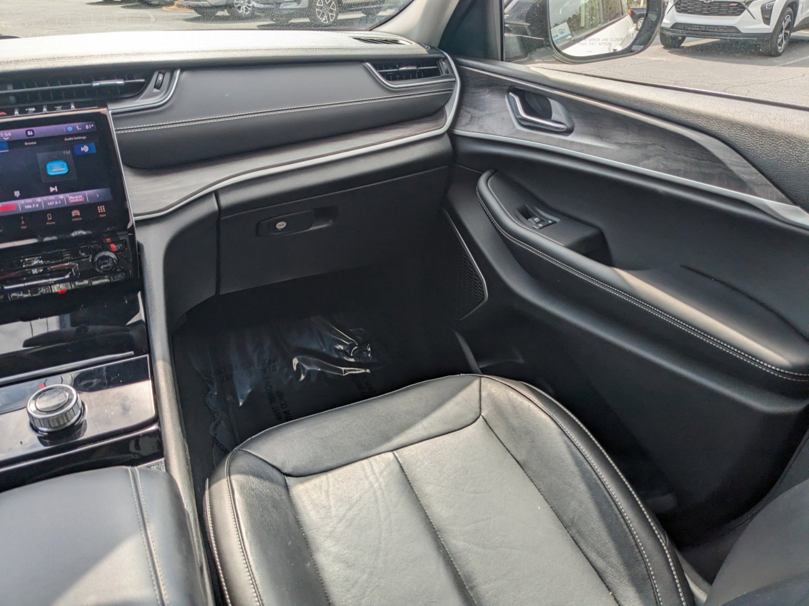 Used 2022 Jeep Grand Cherokee Limited image 18