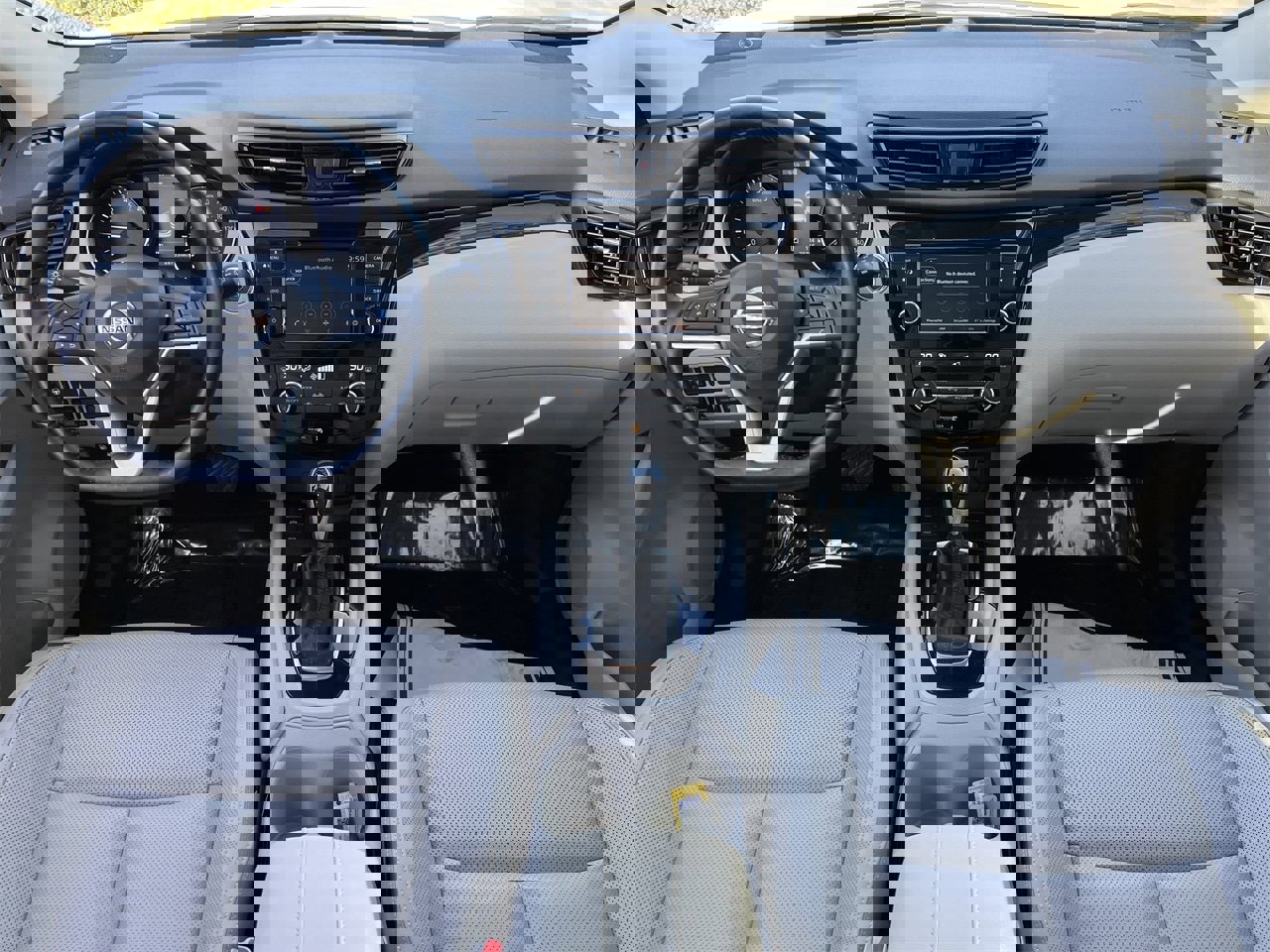 Certified 2022 Nissan Rogue Sport SL image 10