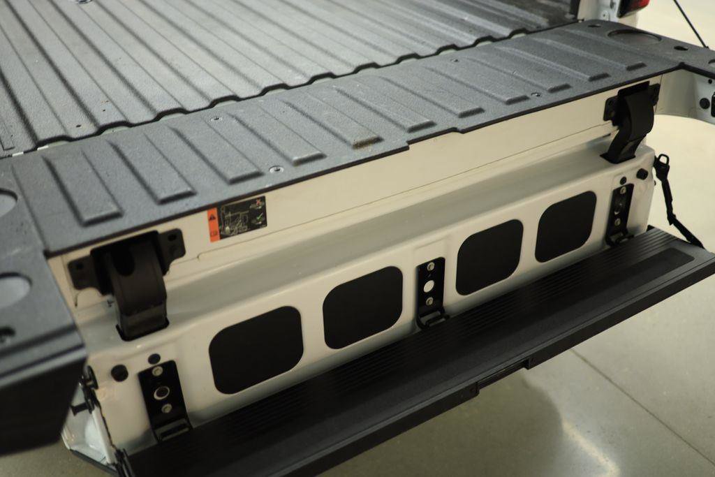 Used 2024 GMC Sierra 3500 SLT image 11