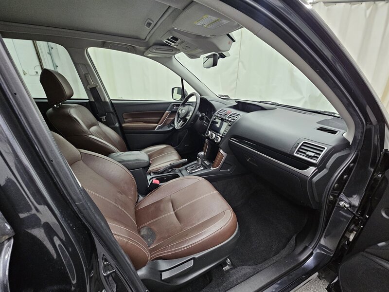 Used 2018 Subaru Forester 2.5i Touring AWD/4WD image 10