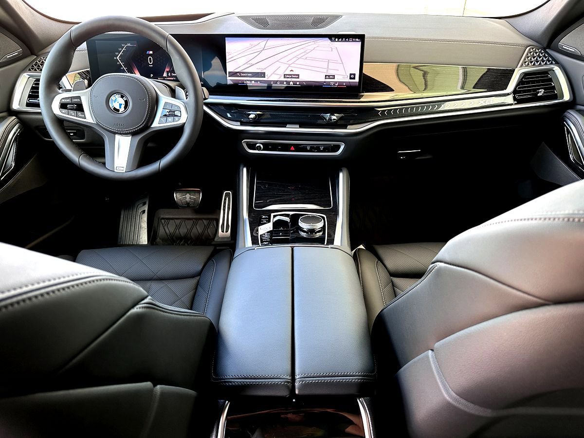New 2026 BMW X6 xDrive40i w/ Climate Comfort Package image 19