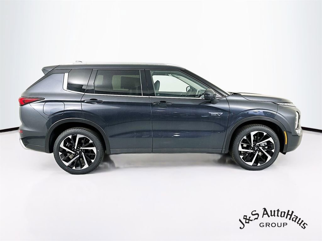 Used 2024 Mitsubishi Outlander SEL image 8