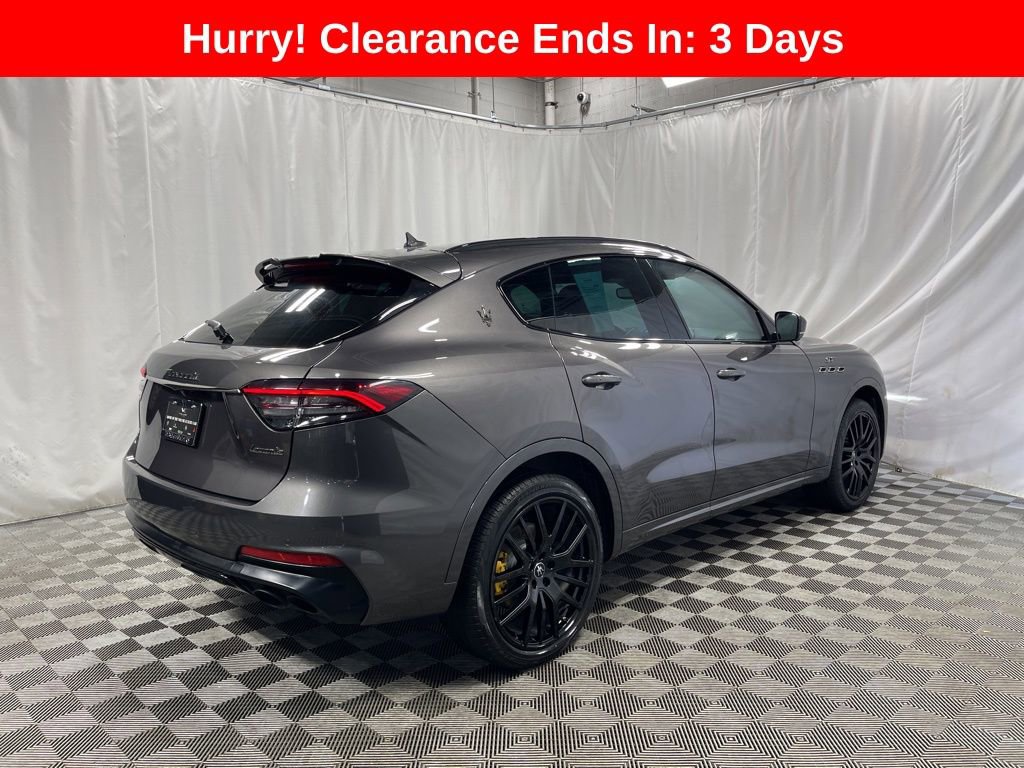 Used 2022 Maserati Levante GT image 3