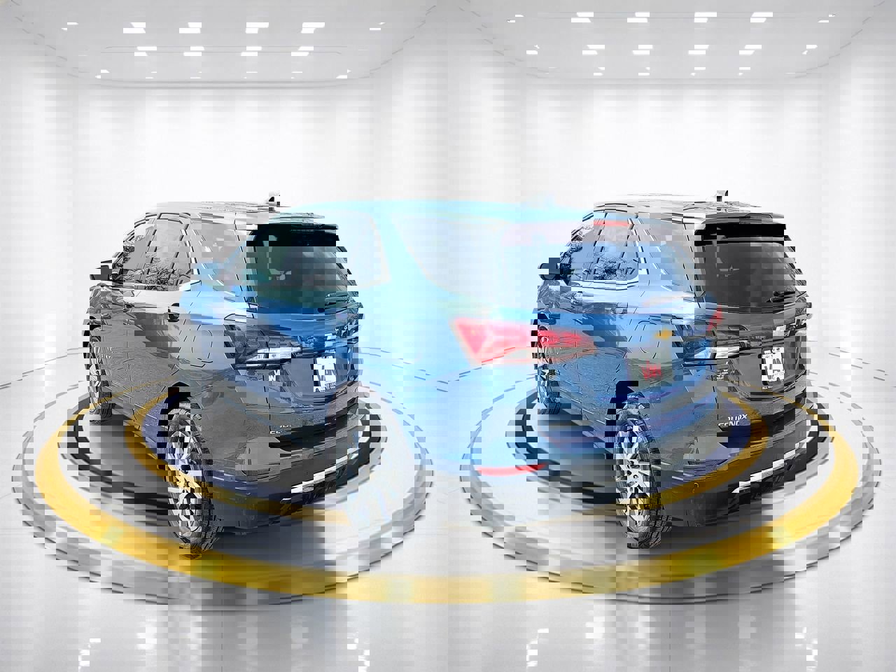 Used 2024 Chevrolet Equinox LT FWD image 9