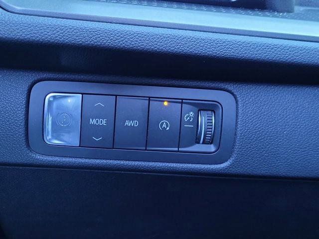 Used 2024 Chevrolet Traverse LT image 13