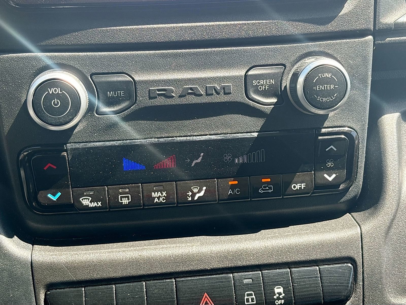 Used 2023 RAM ProMaster 3500 w/ Interior LED Lighting Group image 14