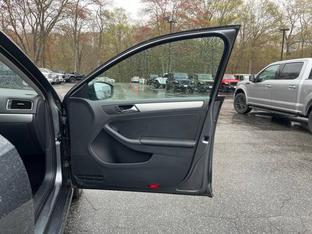 Used 2016 Volkswagen Jetta SE FWD image 24