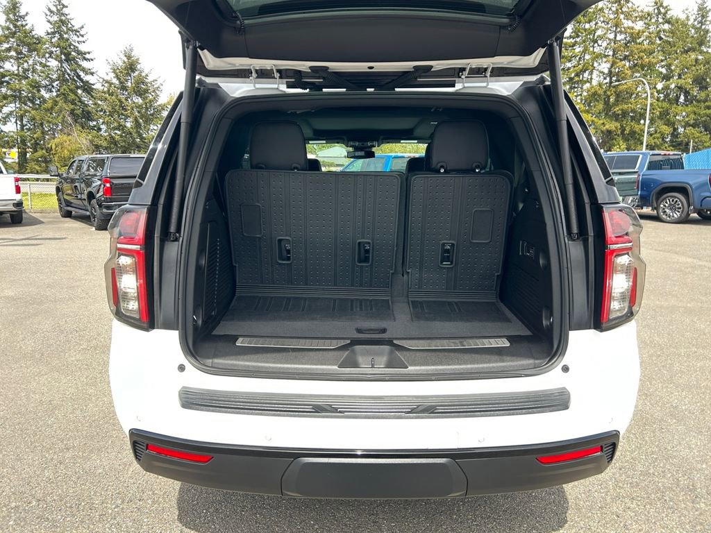 Used 2023 Chevrolet Tahoe Z71 w/ Luxury Package AWD/4WD image 22