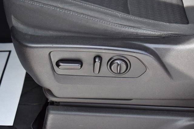 Used 2021 Chevrolet Silverado 1500 LT image 17