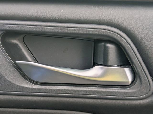 Used 2023 Nissan Rogue SL w/ SL Premium Package image 33