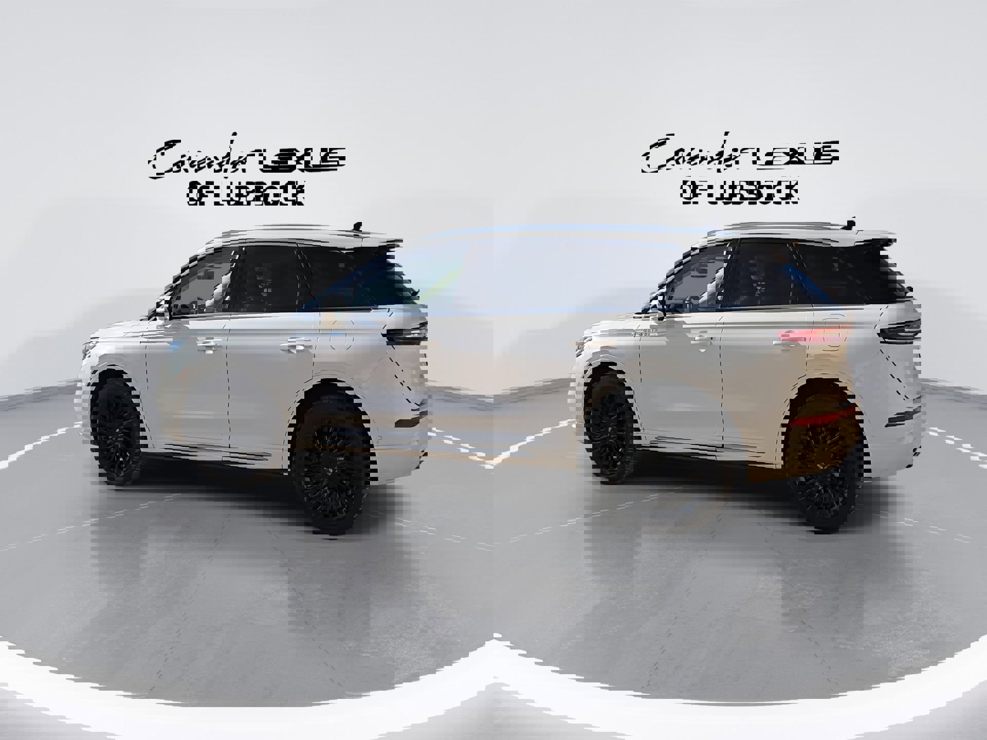 Used 2021 Lincoln Corsair Reserve w/ Equipment Group 201A image 6