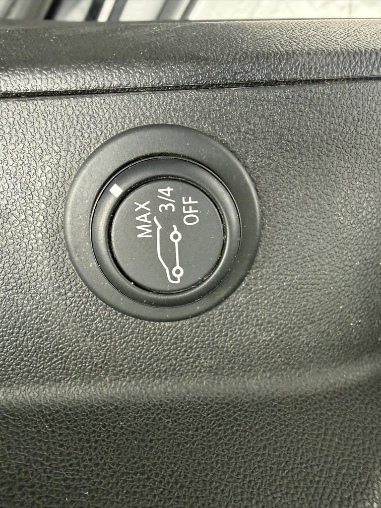 Used 2019 Chevrolet Equinox LT image 15