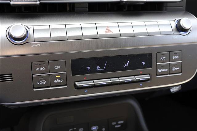 New 2026 Hyundai Kona SEL Sport AWD/4WD image 19