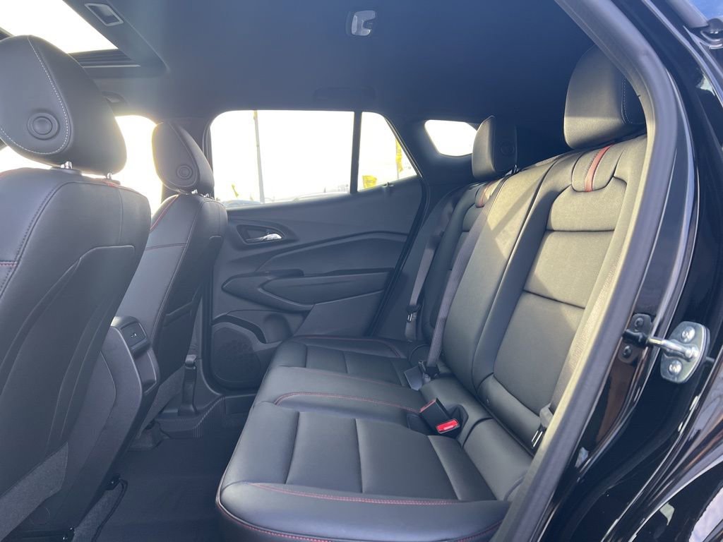 New 2026 Chevrolet Trax RS w/ Sunroof Package image 24