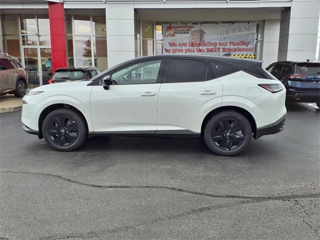 New 2025 Nissan Murano SV image 2