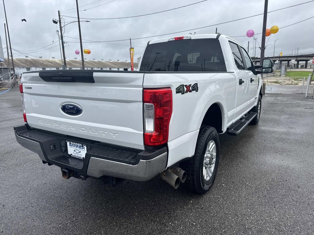 Used 2018 Ford F250 XL w/ STX Appearance Package AWD/4WD image 8