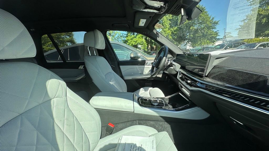 Certified 2024 BMW X5 M60i w/ M Sport Professional Package AWD/4WD image 4