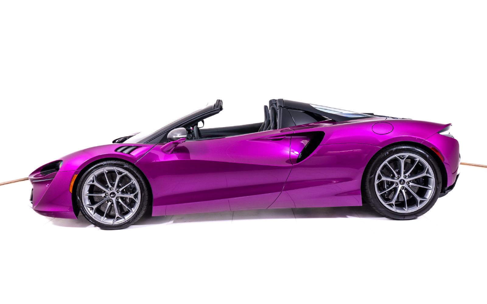 New 2027 McLaren Artura Spider RWD image 2