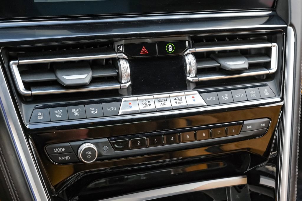 Used 2020 BMW M8 Convertible w/ M Carbon Exterior Package AWD/4WD image 28