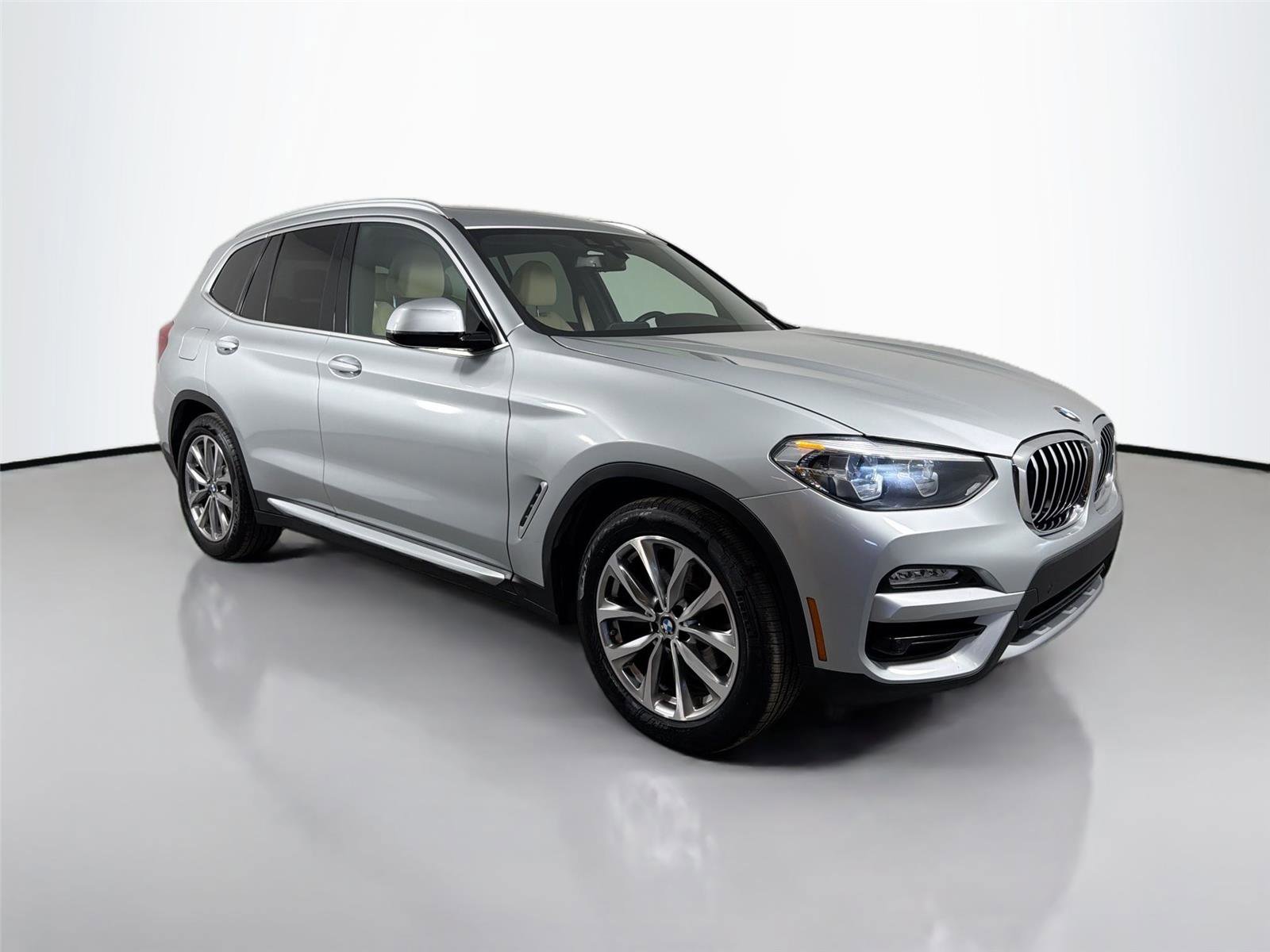 Used 2019 BMW X3 sDrive30i w/ Driving Assistance Package RWD image 3