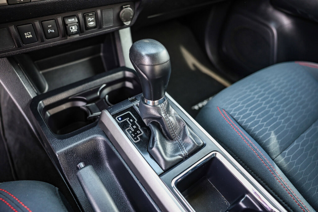 Certified 2018 Toyota Tacoma SR5 image 12