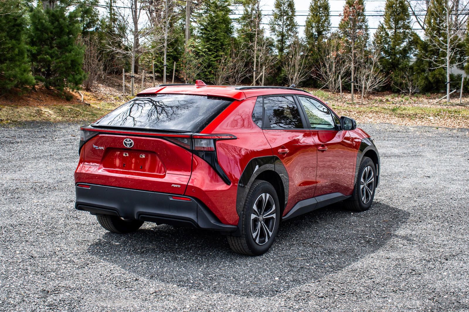 Used 2023 Toyota bZ4X XLE image 7