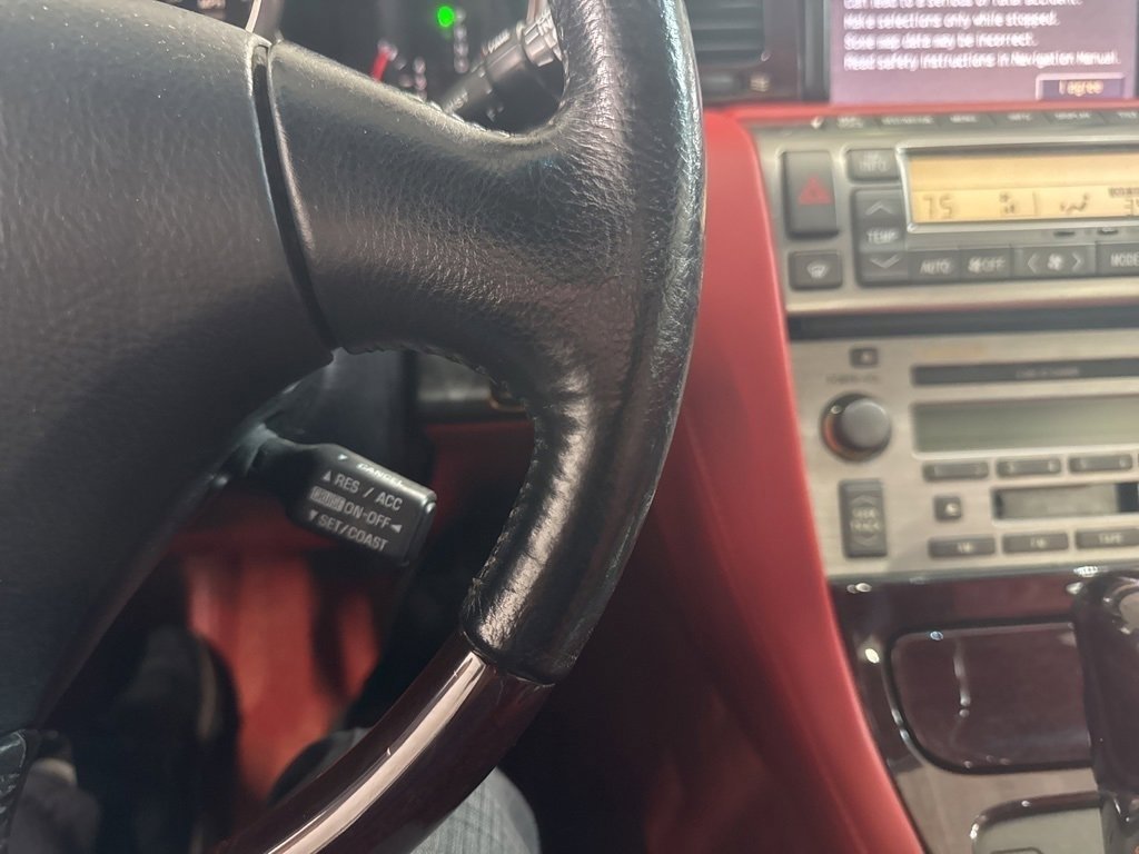 Used 2002 Lexus SC 430 Convertible image 4